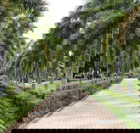 Dan Gleeson Memorial Gardens - C Tourism