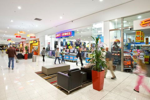 Gateway Plaza Shopping Centre - C Tourism 0