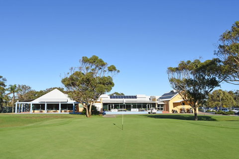Hawks Nest Golf Club - C Tourism 0