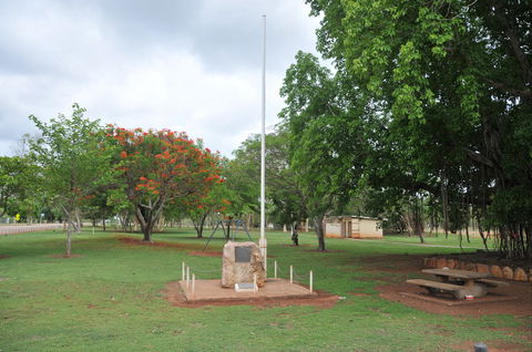 Mataranka War Memorial - C Tourism 0
