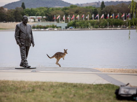 R G Menzies Walk - C Tourism 1