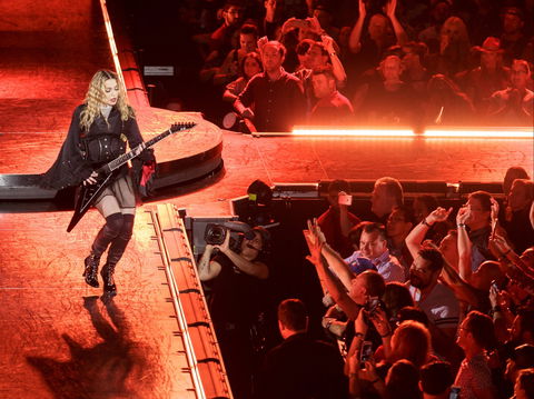Rod Laver Arena - C Tourism 2