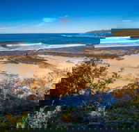 Dolphin Point - C Tourism