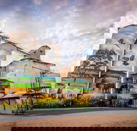 Grenfell Commodities Silos - C Tourism