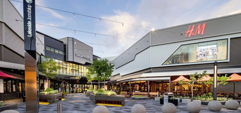 Lakeside Joondalup Shopping Centre - C Tourism 0