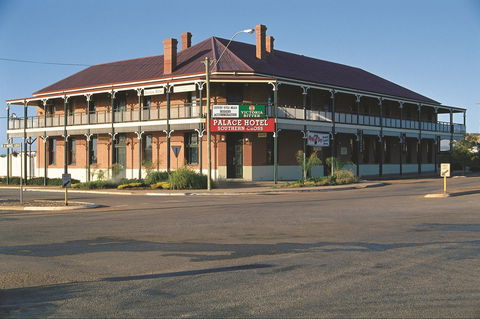 Southern Cross - C Tourism 2