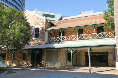 Victoria Hotel (the Vic), Darwin - C Tourism 0