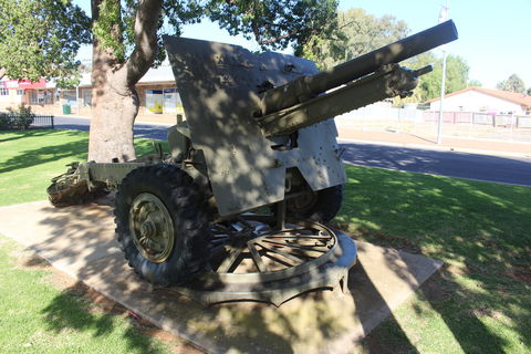 War Gun Trophy - C Tourism 0