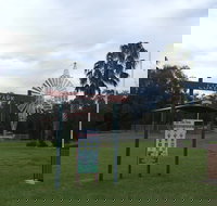 Luke Park and Jerilderie Lake - C Tourism