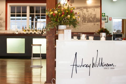 Audrey Wilkinson Vineyard: Fromage And Fortified Wine Experience - C Tourism 3