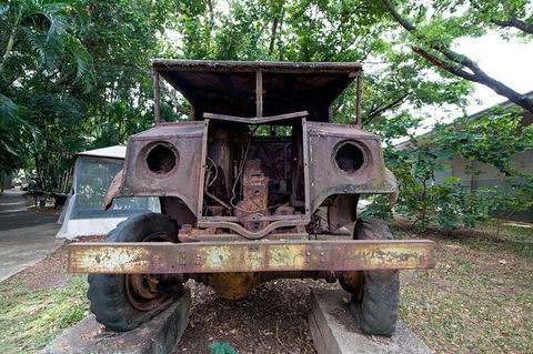 Private WW2 Bombing Of Darwin Tour - C Tourism 7