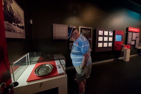 Private WW2 Bombing Of Darwin Tour - C Tourism 8