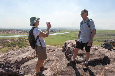 Arnhem Land Injalak Hill Full-Day Tour From Darwin - C Tourism 11