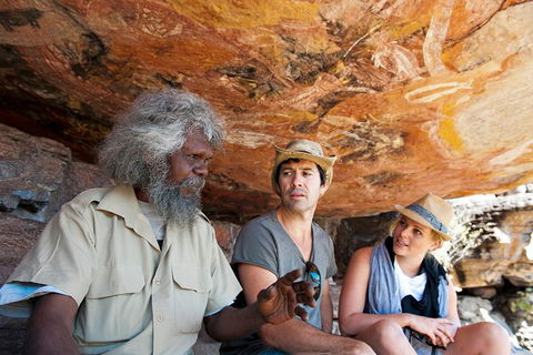 Arnhem Land Injalak Hill Full-Day Tour From Darwin - C Tourism 4