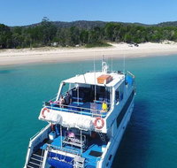 Cruise in Moreton Bay Marine Park and Moreton Island - C Tourism