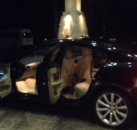 Jaguar Limousine Transfer Cairns Airport to Port Douglas - C Tourism