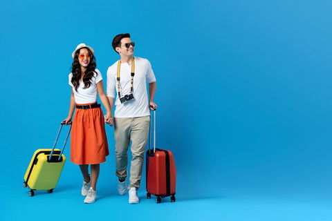 SHUTTLE - CAIRNS AIRPORT TO CAIRNS HOTELS (or Reverse) - C Tourism 0