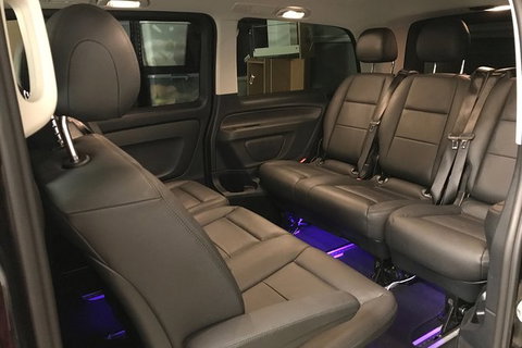 Private Transfer From Brisbane Airport To Noosa For 1 To 4 People - C Tourism 3