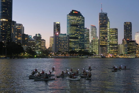 Brisbane City Twilight Kayak - C Tourism 3