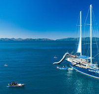Day Sail the Whitsunday Islands on Atlantic Clipper from Airlie Beach - C Tourism