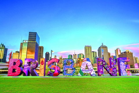 Brisbane Airport Transfers : Brisbane To Brisbane Airport BNE In Business Car - C Tourism 7