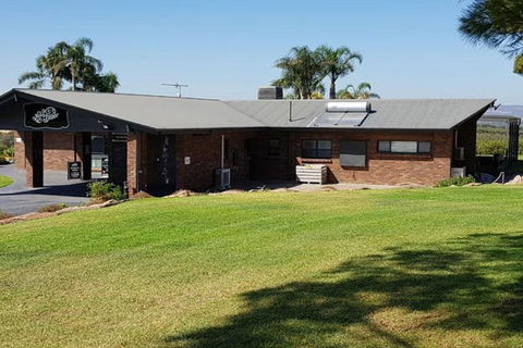 From Adelaide: McLaren Vale Intimate Winery 8 Hours Tour With Luxury Vehicle - C Tourism 0