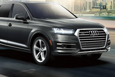 Audi Q7 SUV Melbourne Airport To CBD - C Tourism 1