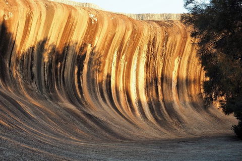 Astro Photography At Wave Rock - C Tourism 6