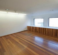 Raglan Street Gallery - C Tourism