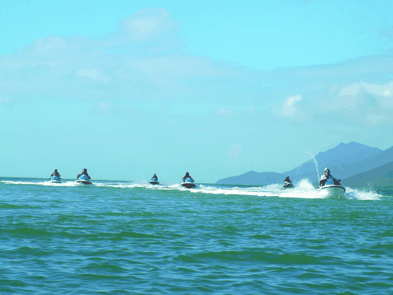 Cannonvale QLD C Tourism