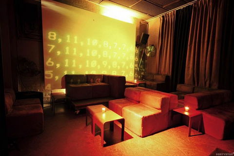 Loop Project Space And Bar - C Tourism 0