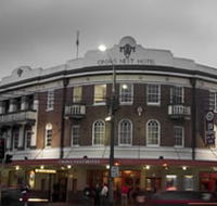 Crows Nest Hotel - C Tourism