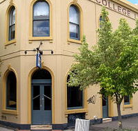 The College Lawn Hotel - C Tourism