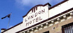 London Hotel And Restaurant - C Tourism 0