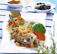 Siam Samrarn Thai Restaurant - C Tourism