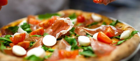Camelot Gourmet Pizza - C Tourism 1