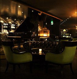 Trademark Hotel Lounge Bar And Piano Room - C Tourism 0