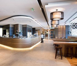 Champs Bar - C Tourism 0