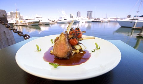 Glass Dining & Lounge Bar - C Tourism 2