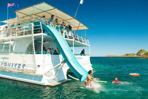 Moonshadow–TQC Cruises - C Tourism 2