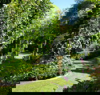 Camelot Garden Stroll - C Tourism