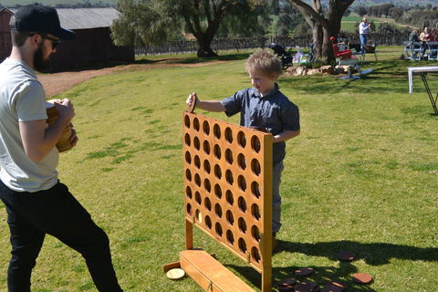Daddy's Day Out At Borambola Wines By The Roundabout Restaurant - C Tourism 2