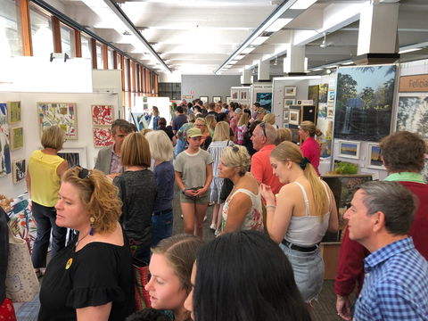 Art Upmarket - C Tourism 0