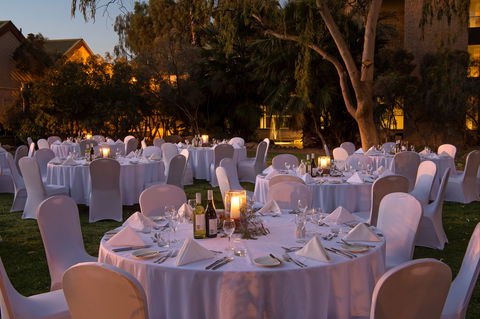 Christmas Day Lunch At DoubleTree By Hilton Alice Springs - C Tourism 1
