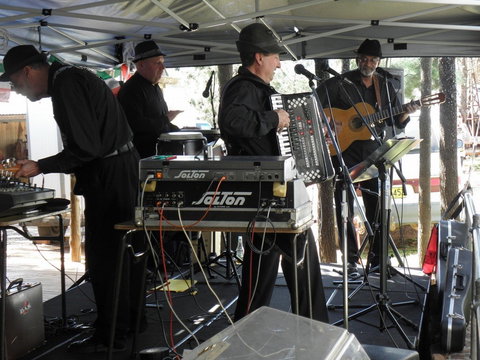 Festa Delle Salsicce (Festival Of The Sausage/ Griffith Salami Festival) - C Tourism 0