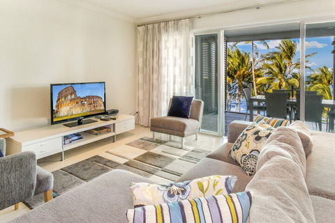 Island Views - C Tourism 4