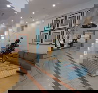 Crest Apartments - C Tourism