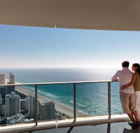 Hilton Surfers Paradise Hotel and Residences - C Tourism