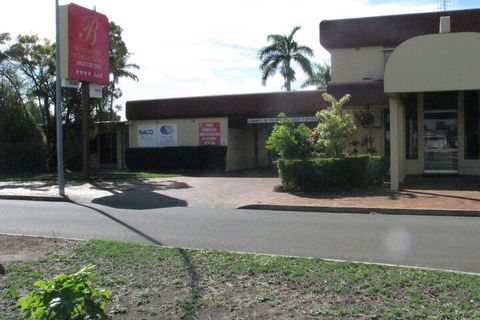 Bundaberg International Motor Inn - C Tourism 7