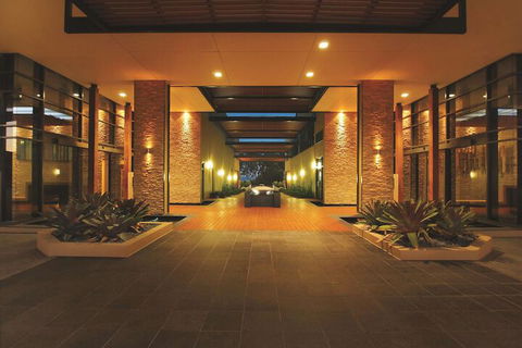 Oaks Redcliffe Mon Komo Suites - C Tourism 3